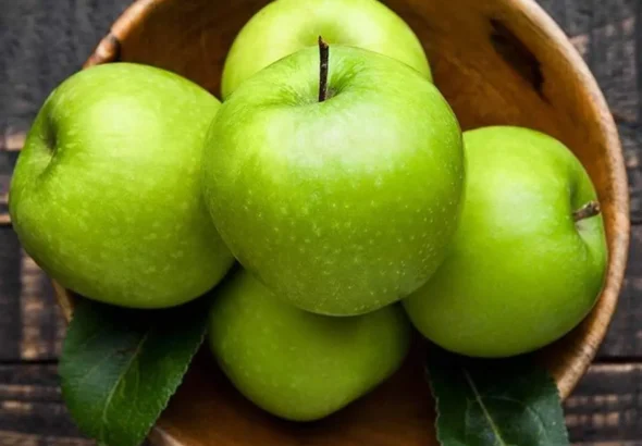 green apple